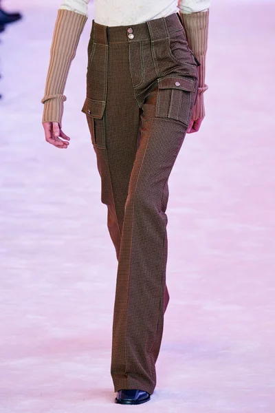 Look 68